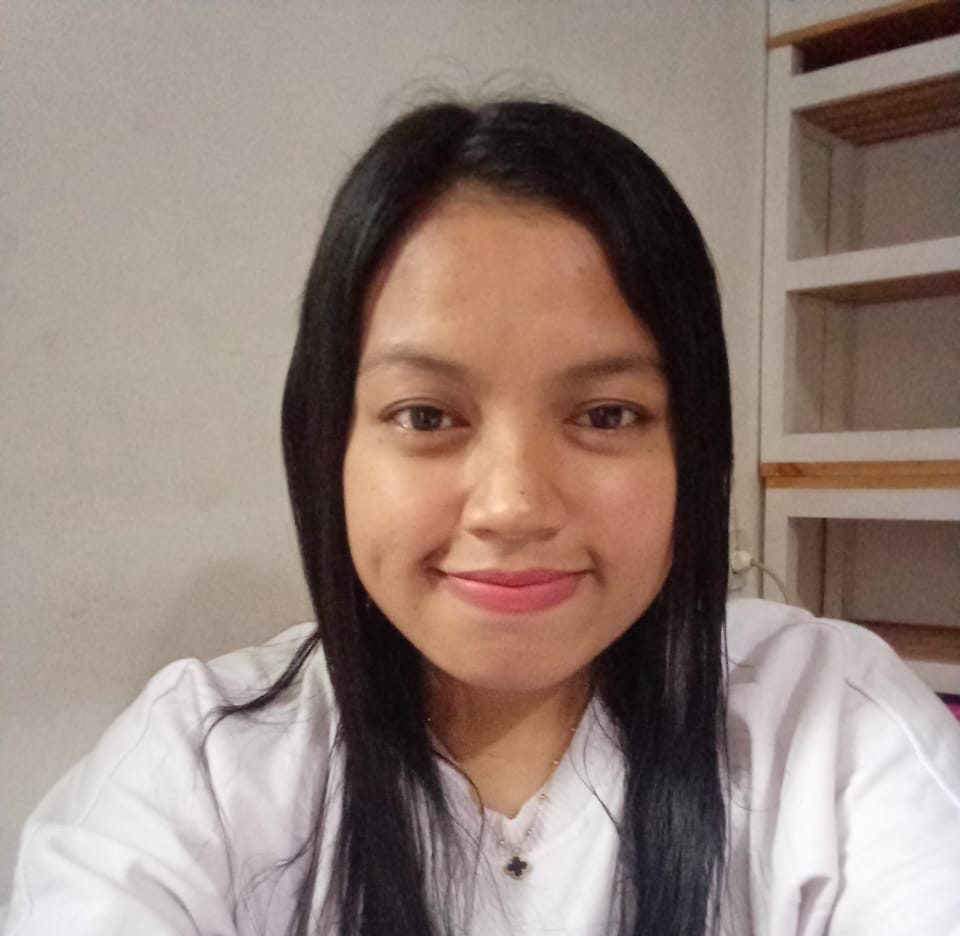 Riska Ayu, 25 tahun, Asal Brebes, Babysitter, Pengalaman 1thn, Gaji 2.5jt (Gaji belum termasuk uang cuti)