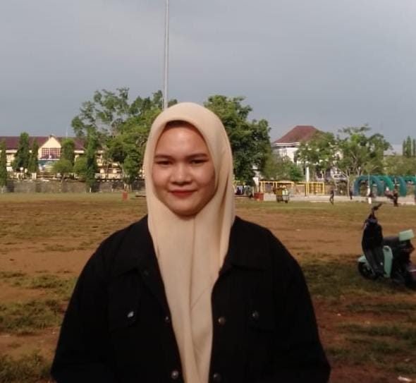 Ehfa Rosfita, 18 tahun, Asal Pekalongan, Beberes Momong, Pengalaman 1thn 8bln, gaji 2.3jt