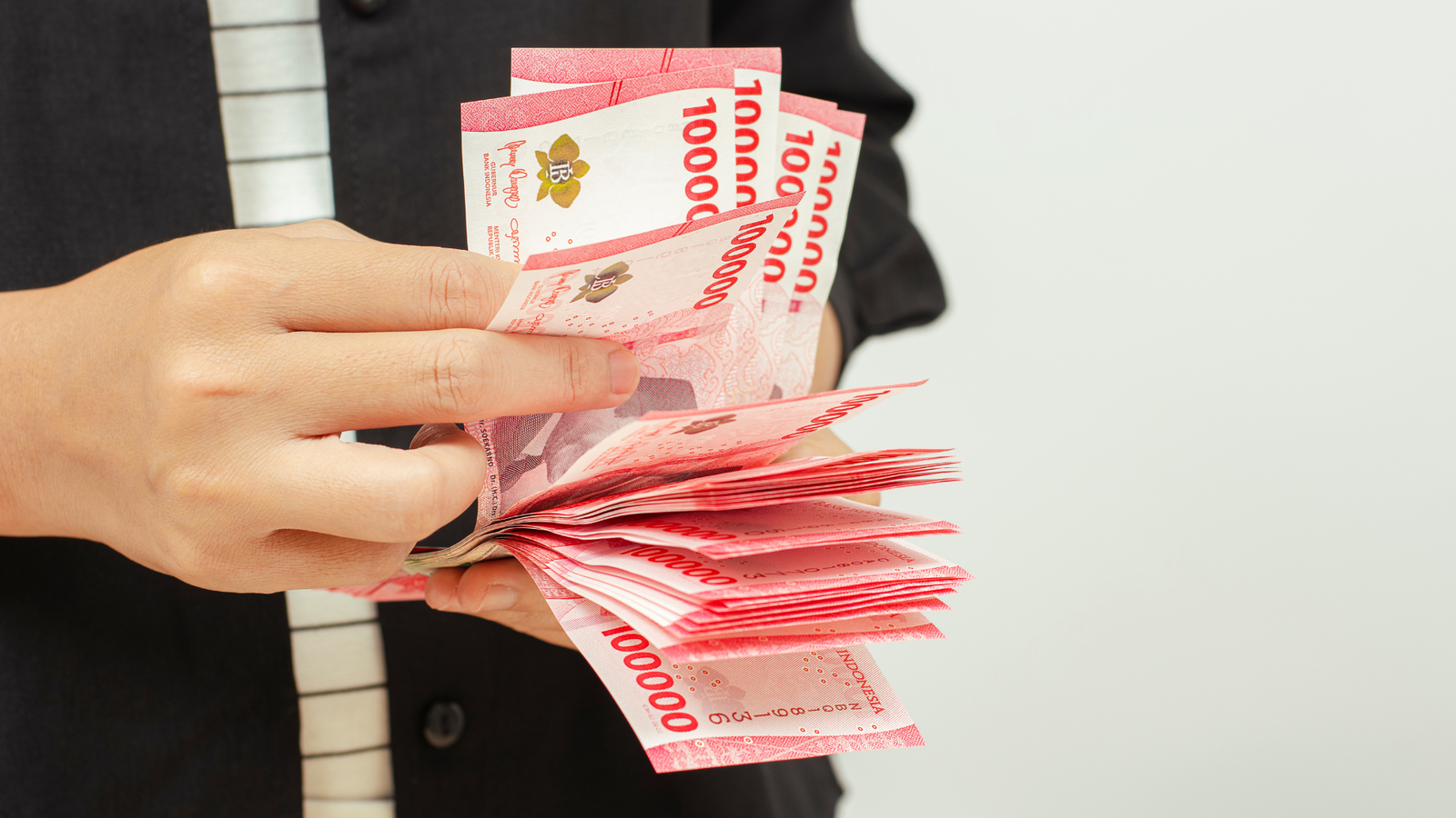 Gaji Asisten Rumah Tangga